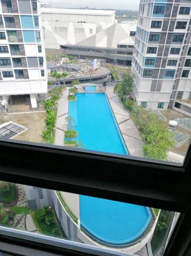 Happy Holiday Suite @ I-City