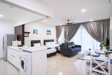 Miko's Garden Studio @ Setia alam (4pax room)