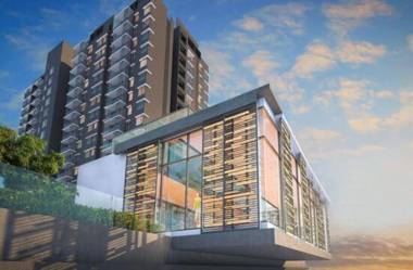 Bukit Rimau Instagrammable Pool View Apartment