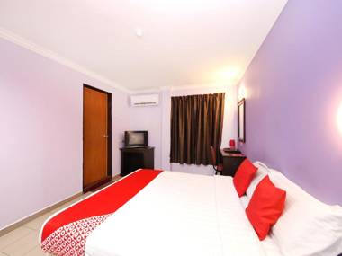 OYO 473 Comfort Hotel 2