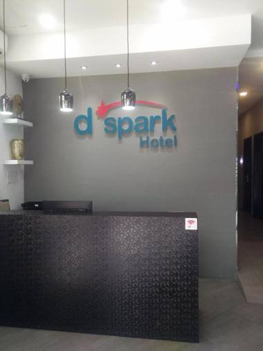 D'Spark Hotel Bayu