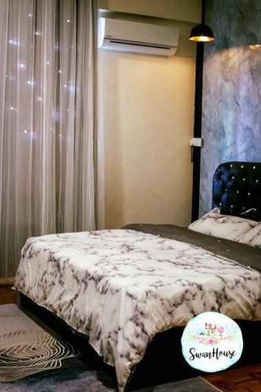 SIBU SWANHOUSE NO.IV (FULL HOUSE)