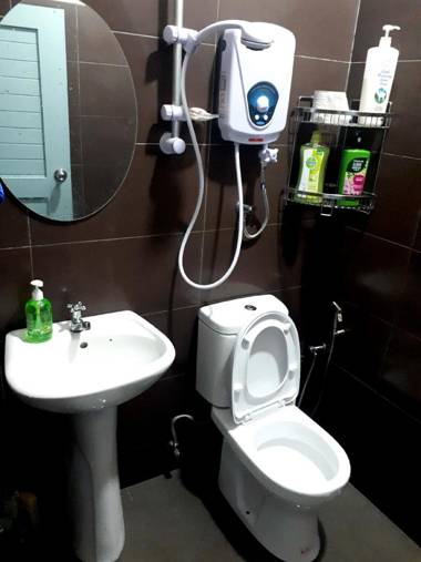 S&L Homestay -Full house(4RoomWiFiTVBox)