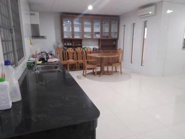 OYO 90310 E Homestay Permai Timur