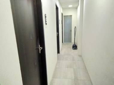 SPOT ON 90390 Hostel Solution