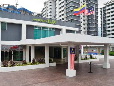 Aster Hotel Bukit Jalil
