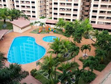 COZY 3 BEDROOMS APARTMENT PUTRA VILLA GOMBAK