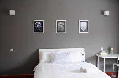 GRAYHAUS Guest House