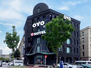 OYO 1126 Gs Hotels