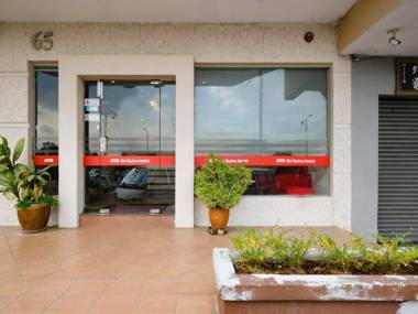 OYO 89968 Sri Sutra Hotel