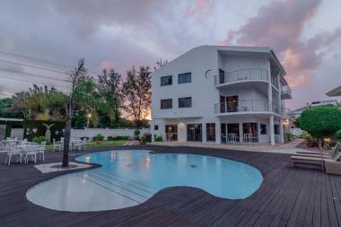 BONGAVILA - Boutique Hotel