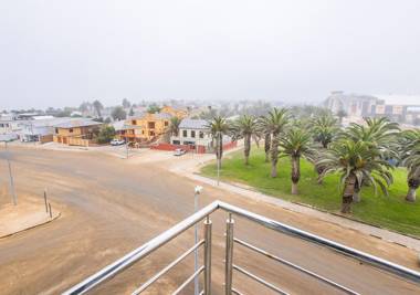 HNT Atlantic Self Catering Apartment