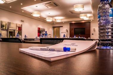 Protea Hotel by Marriott Lagos Kuramo Waters