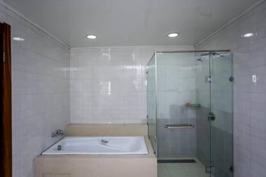 Lagos Oriental Hotel