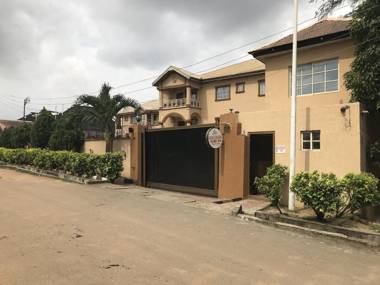 Golden Home Inn Hotel & Suites