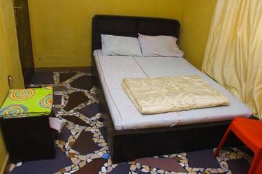 Adesuwa Royal Guest House Abule