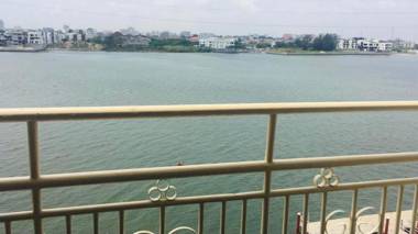 Amazing 3 bedrooms waterfront apartments @ Lekki phase 1