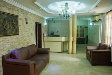 Tivoli Residence & Bar