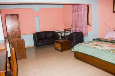 Creme Suites hotel