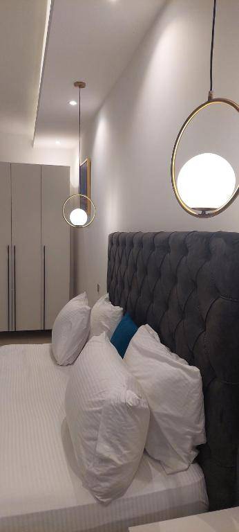 Luxury 2bedroom in ikoyi banana island