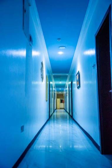 Kelin hotel and suites