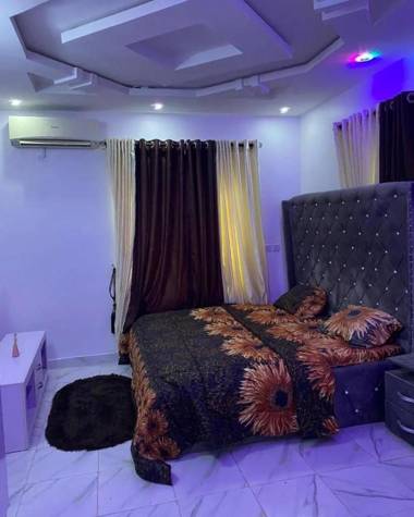 Immaculate 2-Bed Apartment in Lekki Ajah