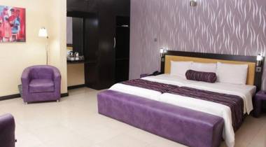 Kakanfo Inn & Conference Center