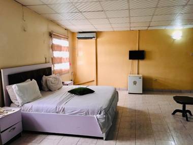 Cynarisso Hotel