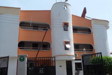 Orient Hotel & Plaza