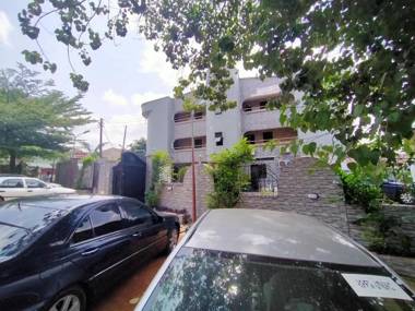 Orient Hotel & Plaza