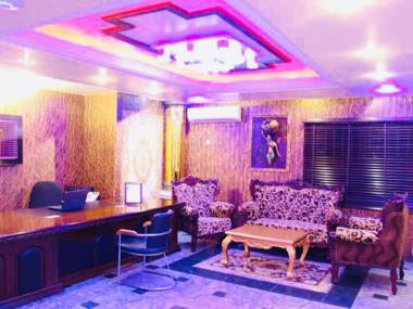 E-Suite Hotel