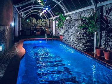 E-Suite Hotel