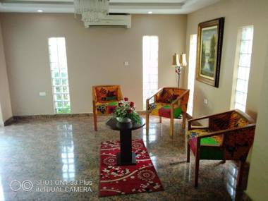 Bjorne Classic Suites