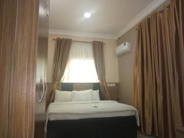 Pameec Luxury Suites Lokogoma