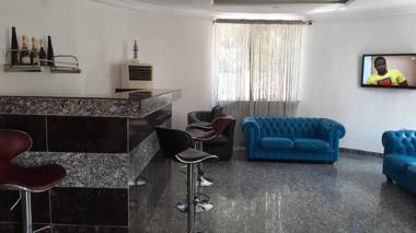 Top-Notch Suites and Apartments