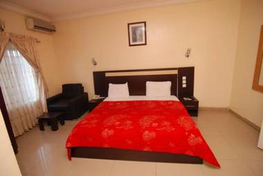 Grandville Hotel & Resort