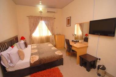 Ajoy Hotel And Suite