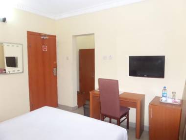 Adna Hotel Limited