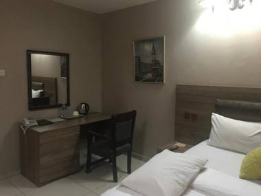 Nondon International Hotel