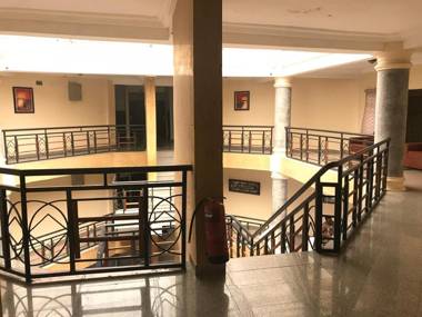 Pentagon Luxury Suites