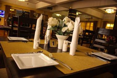 Banex Hotel And Suites