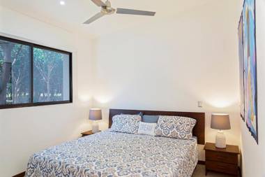 Eco Casita Phase III #2: Casa de Olas