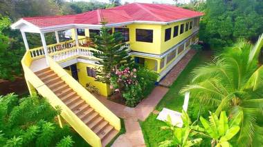 Sunshine Hotel