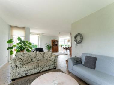 Tranquil Holiday Home in Balkbrug with Garden