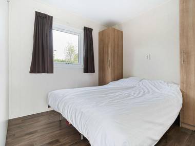 Comfy chalet with fireplace near Baarle-Nassau