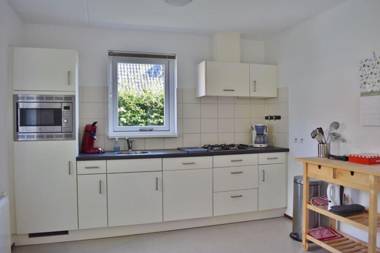 Holidayhouse - Zuidweg 18 Zonnemaire 'Park Viletta huisje 28'