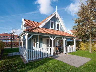 Comfortable villa with veranda near the Grevelingen Lake