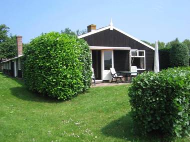 Peaceful Holiday Home near Centre in Burgh Haamstede