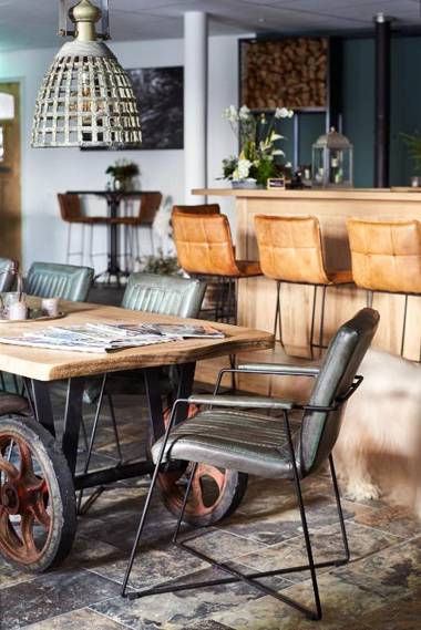 Hotel-restaurant "Lely"