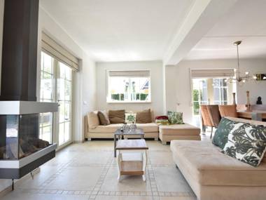 Enticing Holiday Home in Oude with Garden